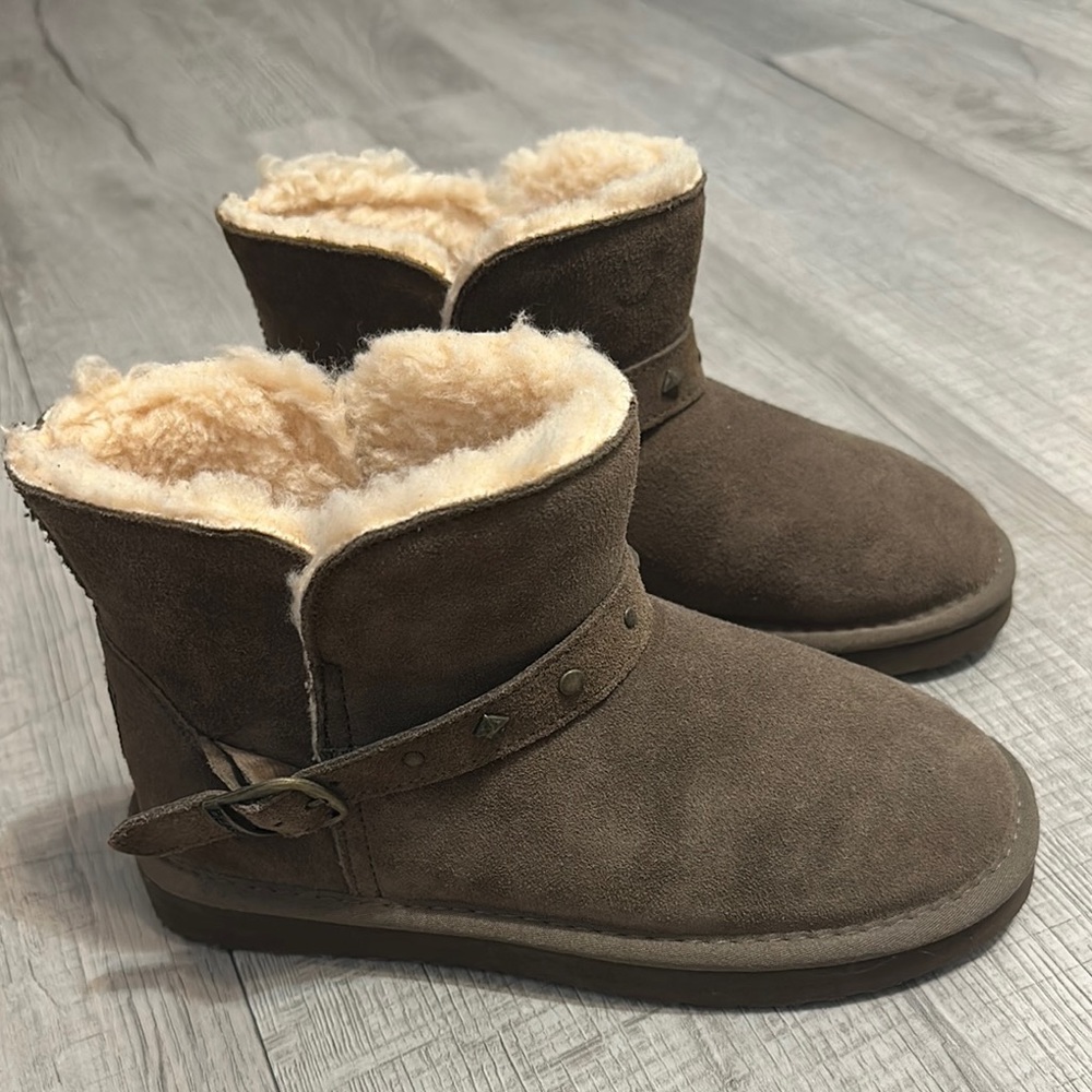 BearPaw Brown Winter Boots